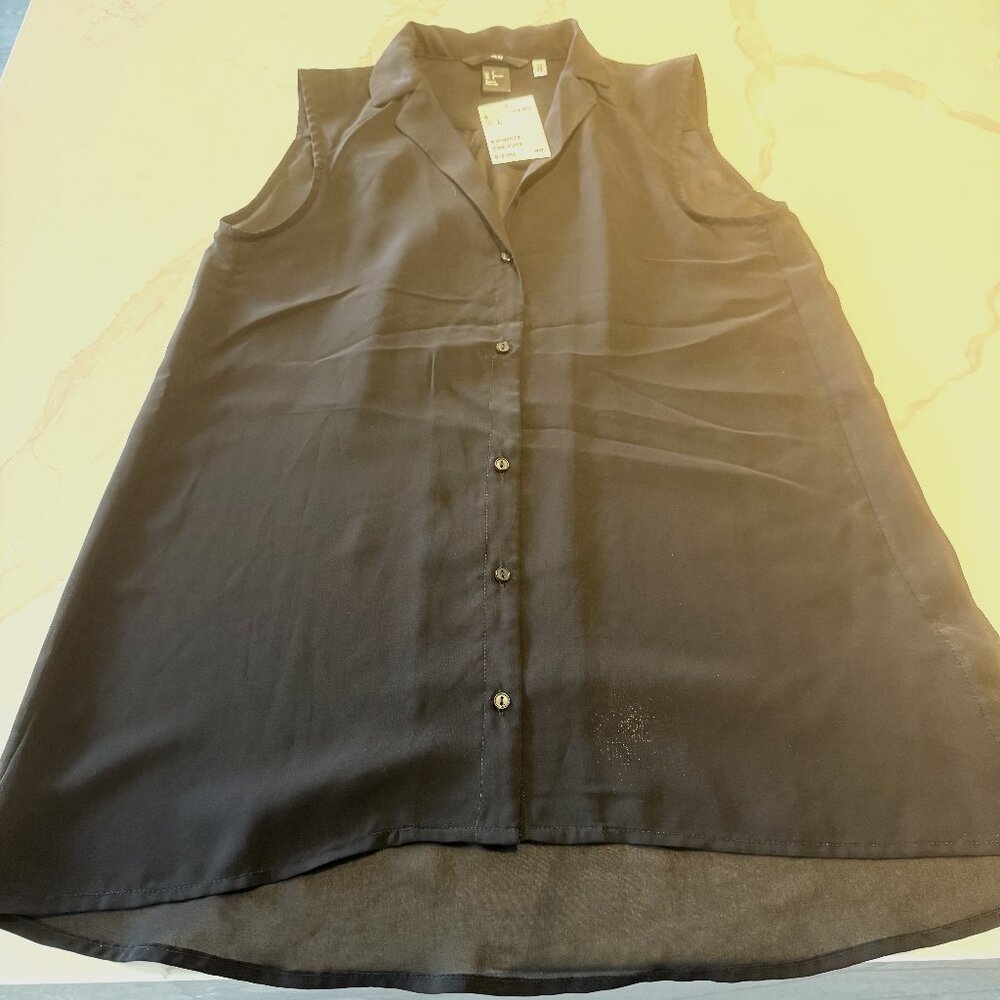 ✨CLOSET CLEAR OUT ✨ 🆕 NEW with Tags - H&M - Black Sheer top.